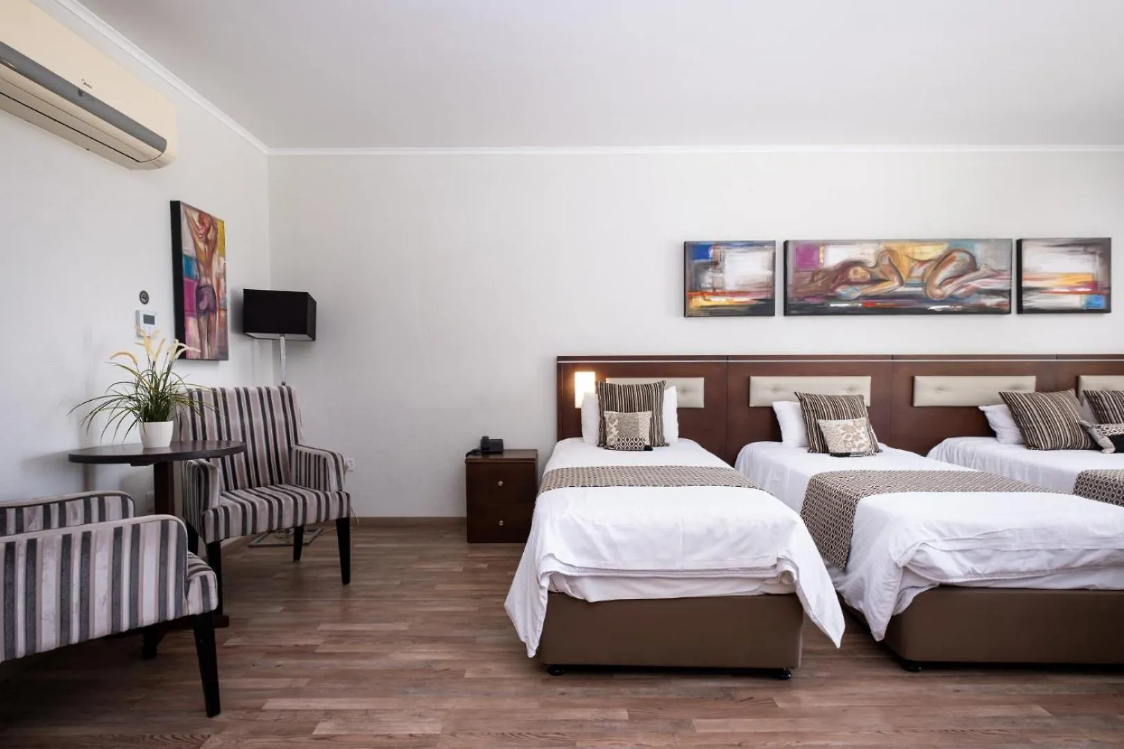 Livadhiotis City Hotel Larnaka