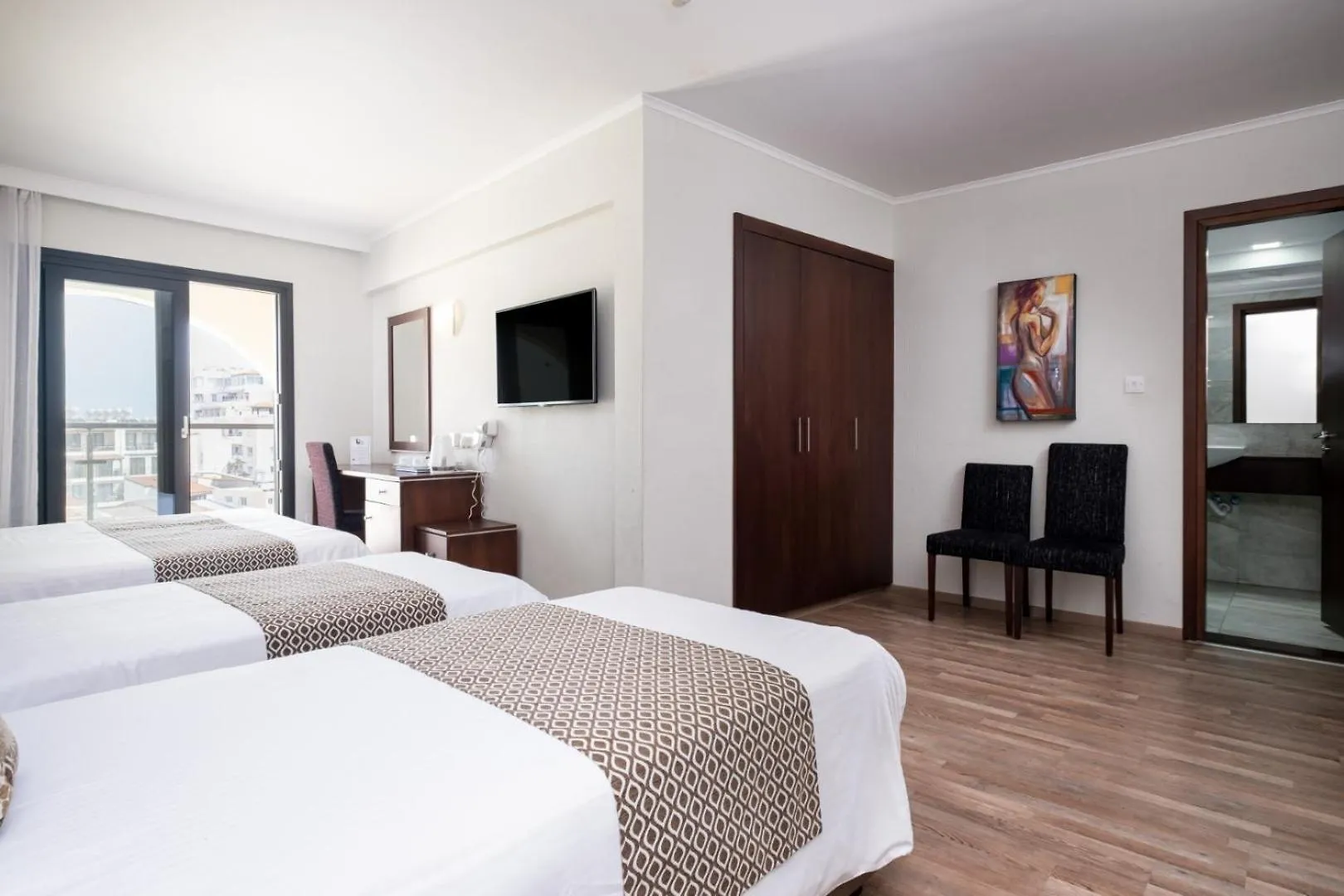 Livadhiotis City Hotel Larnaka