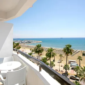 https://les-palmiers-beach-hotel.protaras-cy-hotels.com