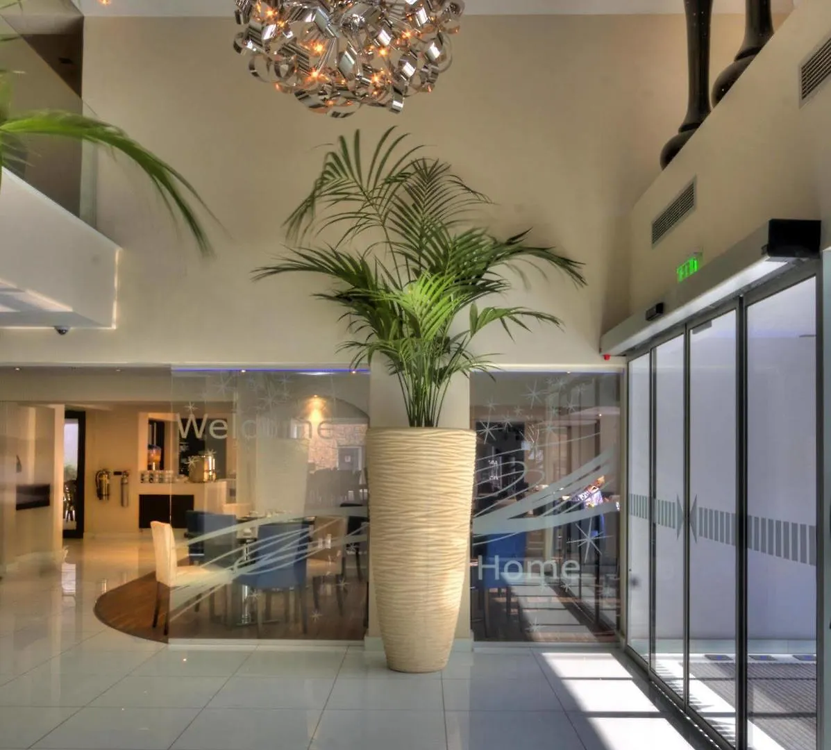 Livadhiotis City Hotel Larnaka 2*,  Zypern